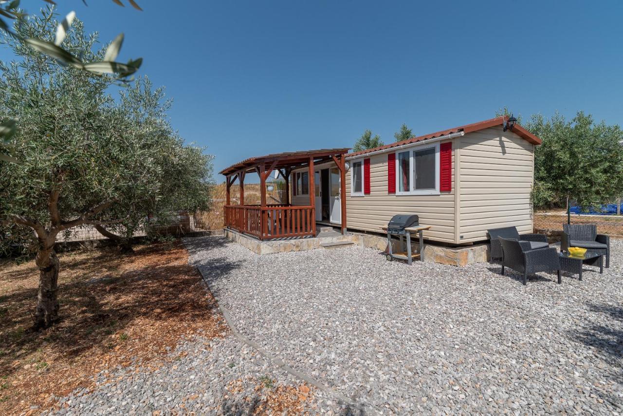 'Olive Grove' Camping House-Near The Beach Divulje Exterior photo