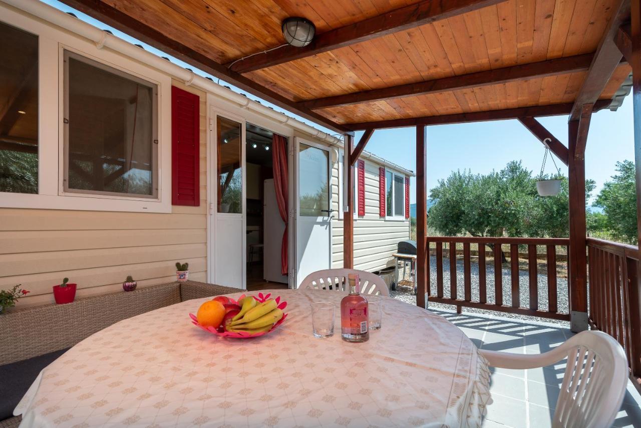 'Olive Grove' Camping House-Near The Beach Divulje Exterior photo